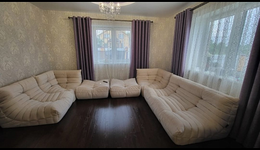 Фото нашей лаунж зоны в квартире. Диваны и кресла без каркаса. Реальный отзыв покупателя с оценкой 5 звезд.